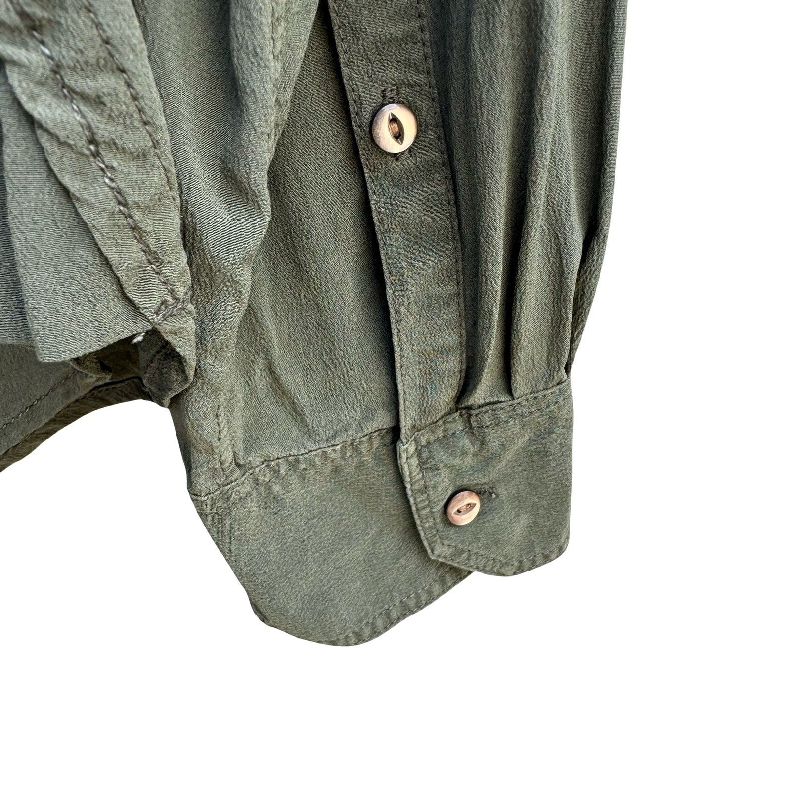 Eddie Bauer 100% Silk Quiet Luxury Utility Shirt Earthy Green Roll Tab Sleeve M