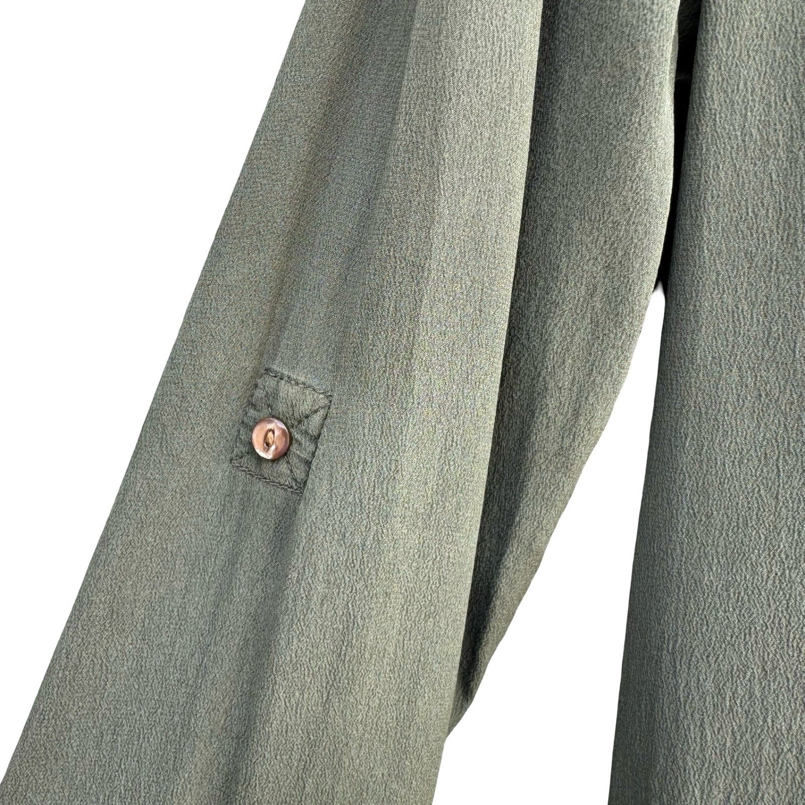 Eddie Bauer 100% Silk Quiet Luxury Utility Shirt Earthy Green Roll Tab Sleeve M