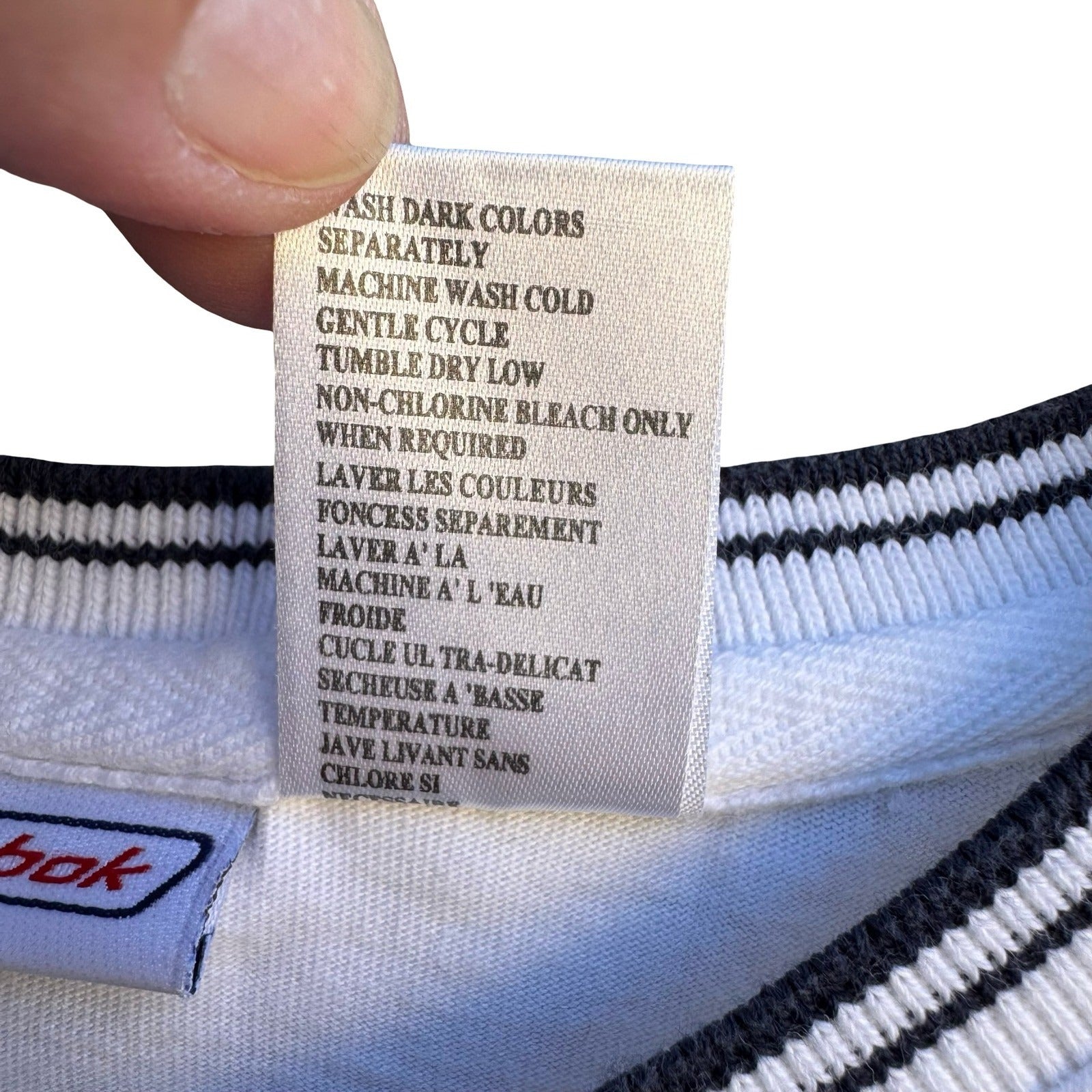 Reebok Vintage Y2K Sporty Athletic Preppy V-Neck Shirt Striped Trim White Mens L