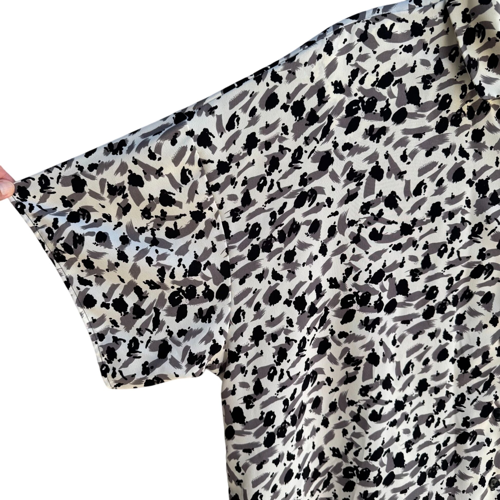 Roberta Di Castelli Vintage Womens Button-Up Black Gray Abstract Print Blouse 3X