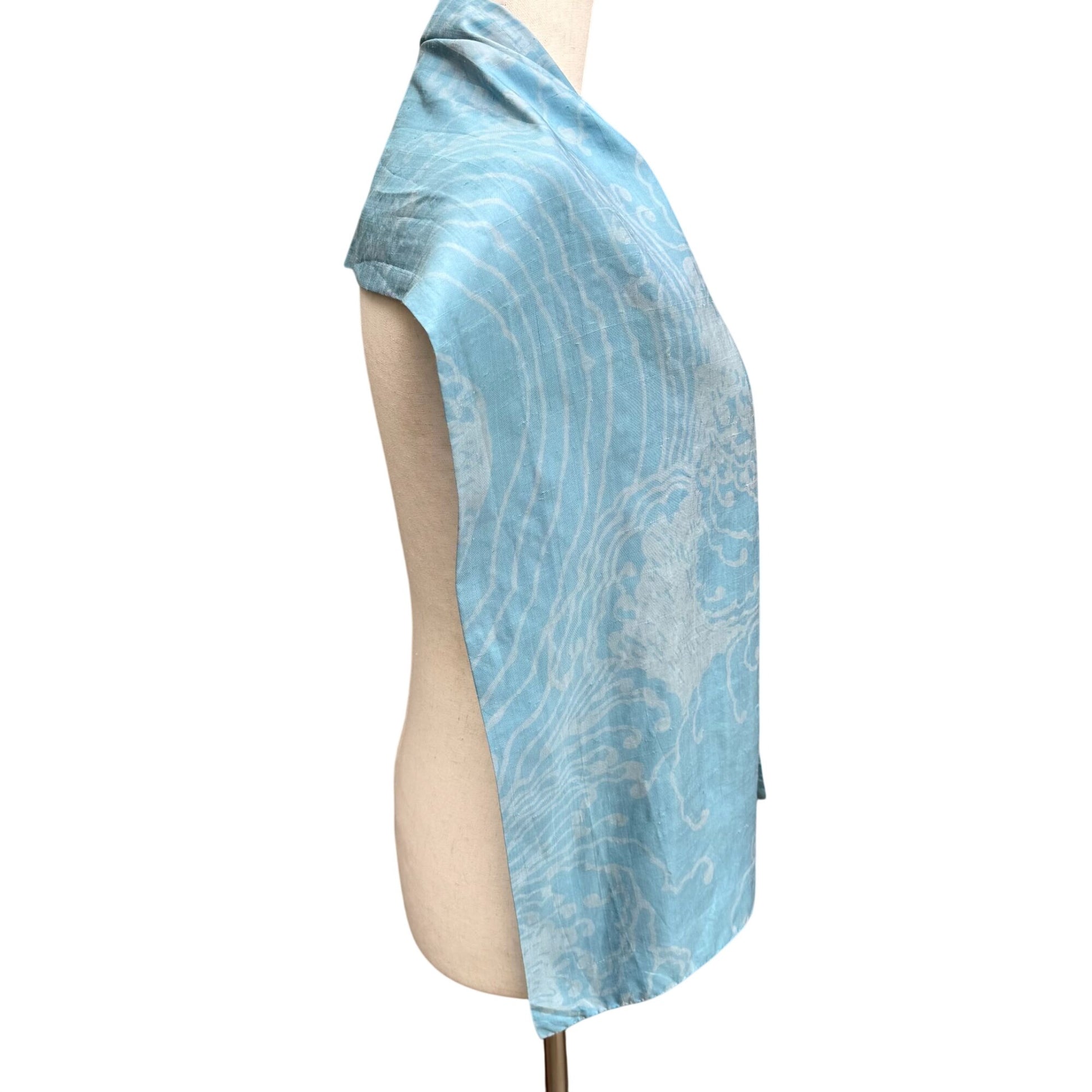 Vintage Womens Light Blue Kimono Shawl Scarf Wrap Subtle White Wave Pattern OS