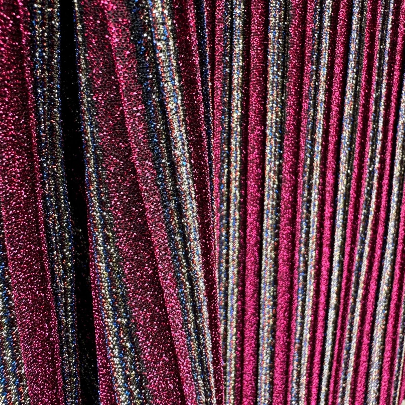 Evening by ECI Womens Large Magenta Metallic Striped Pleated Sleeveless Top NWT