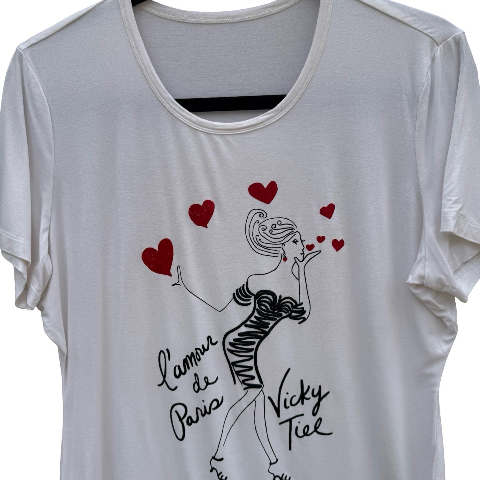 Vicky Tiel L'amour de Paris Graphic Tee Chic White Scoop Neck Short Sleeve Large