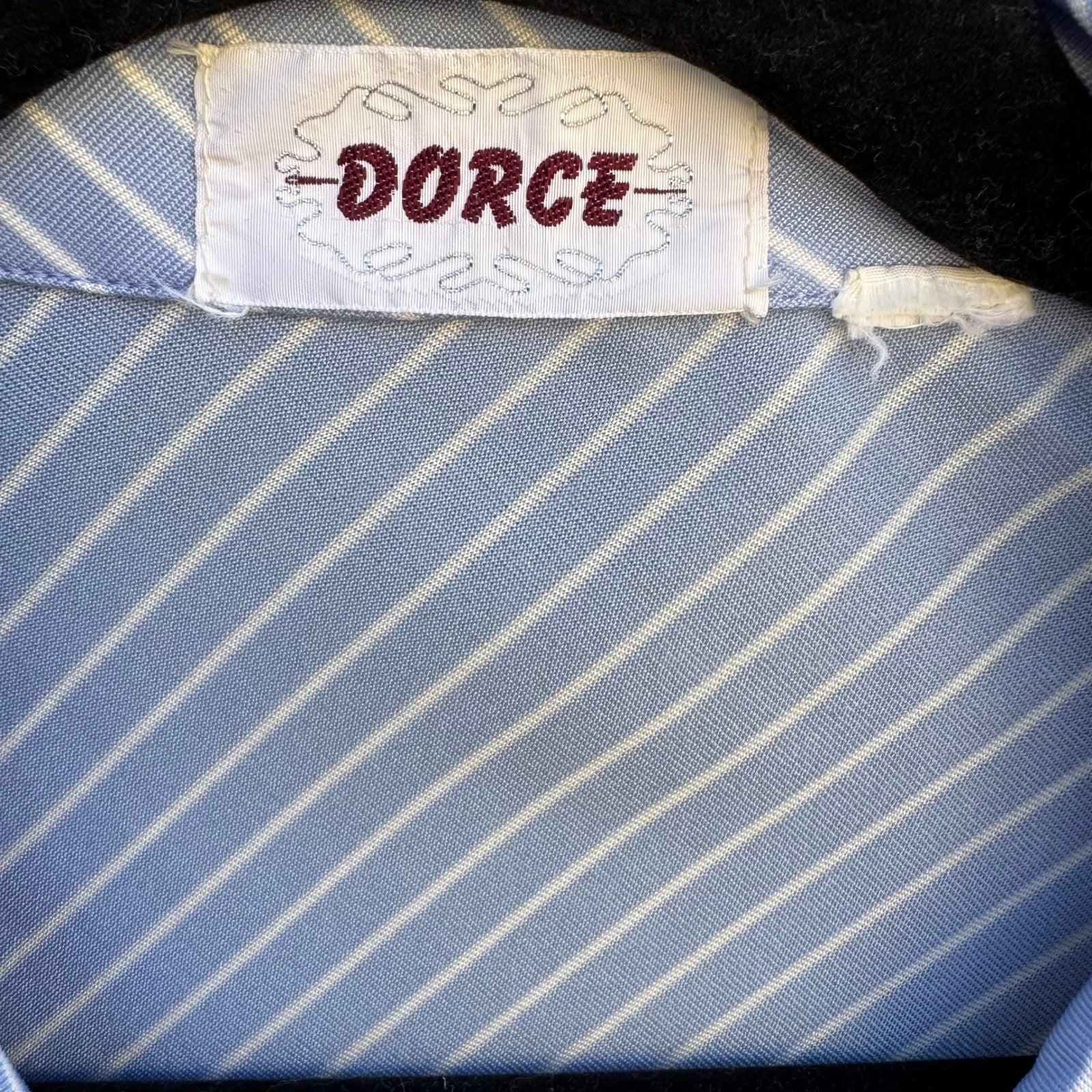 Dorce Vintage 70s Blue White Diagonal Stripe Long Sleeve Button Down Blouse Top