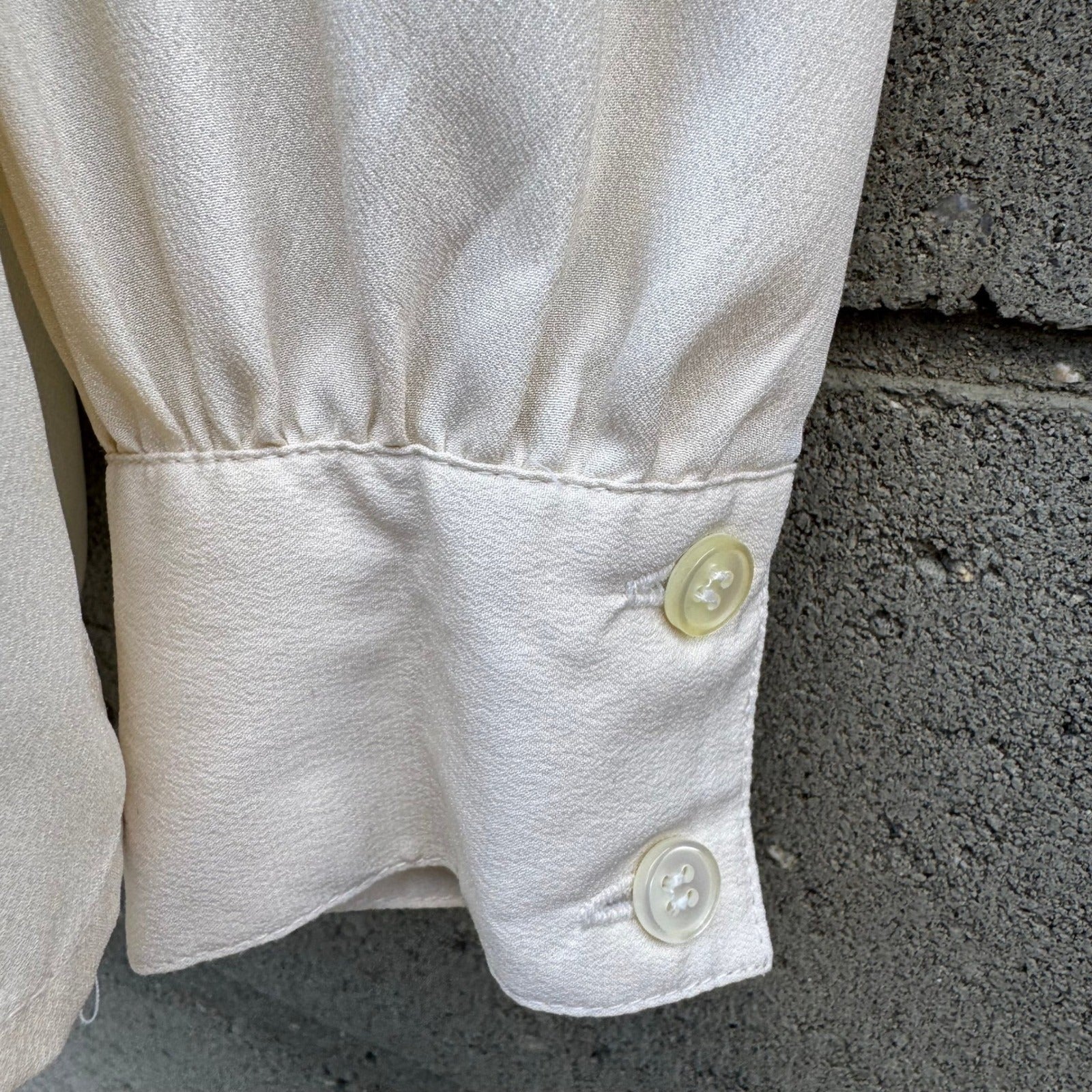 Jones New York Vintage Cream Rose Jacquard Pussy Bow Tie Back Blouse Womens 4