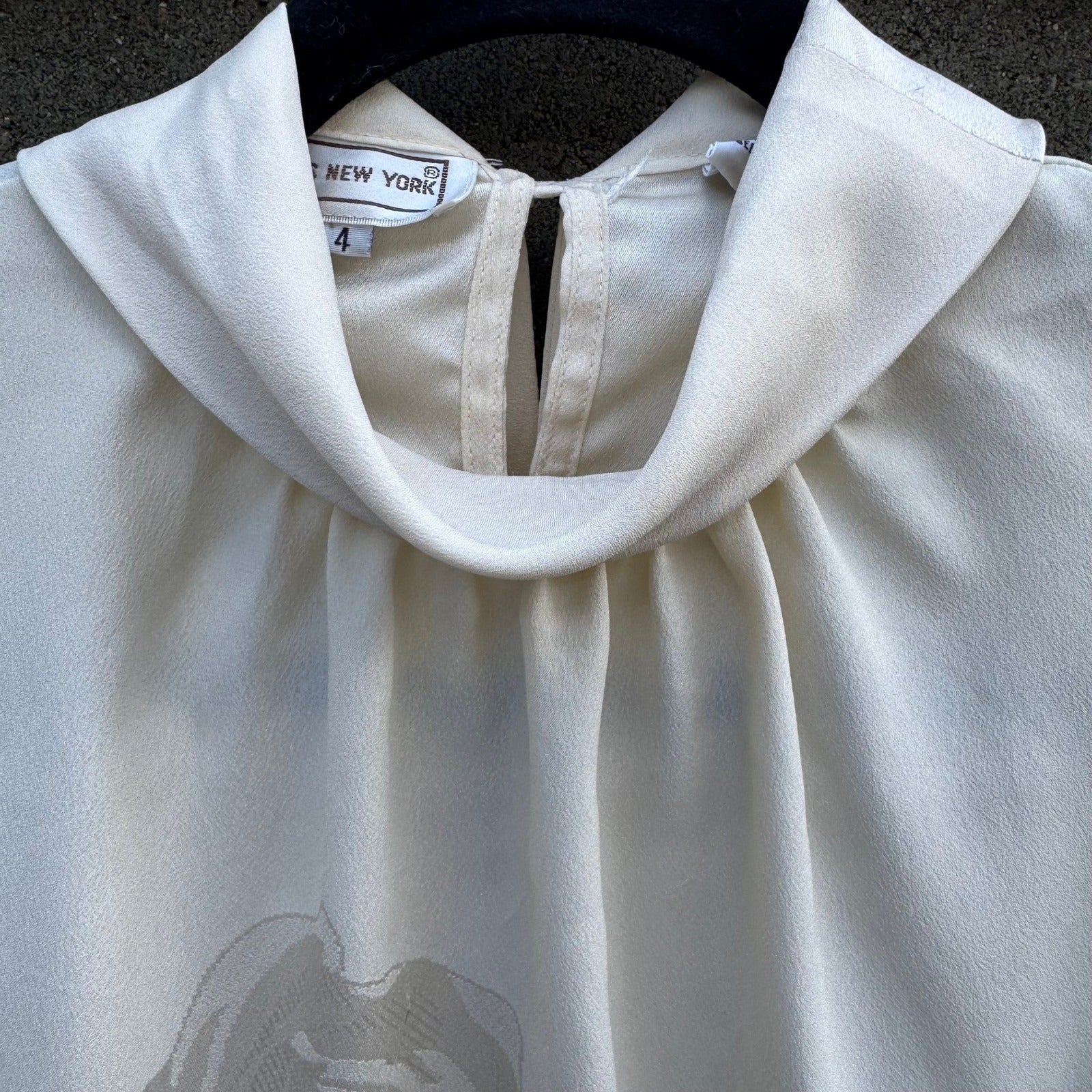 Jones New York Vintage Cream Rose Jacquard Pussy Bow Tie Back Blouse Womens 4