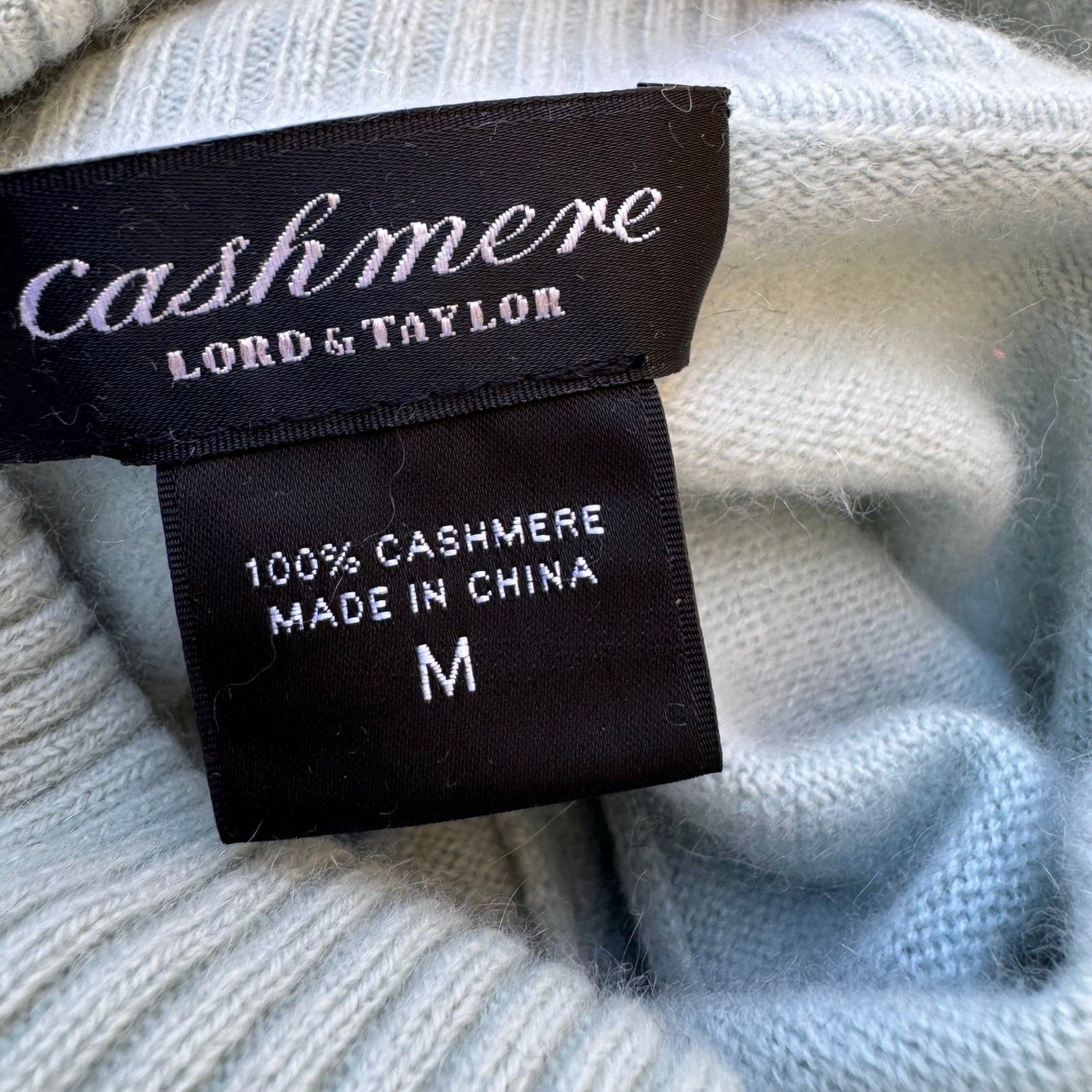 Lord & Taylor 100% Cashmere Quiet Luxury Old Money Turtleneck Sweater Blue M