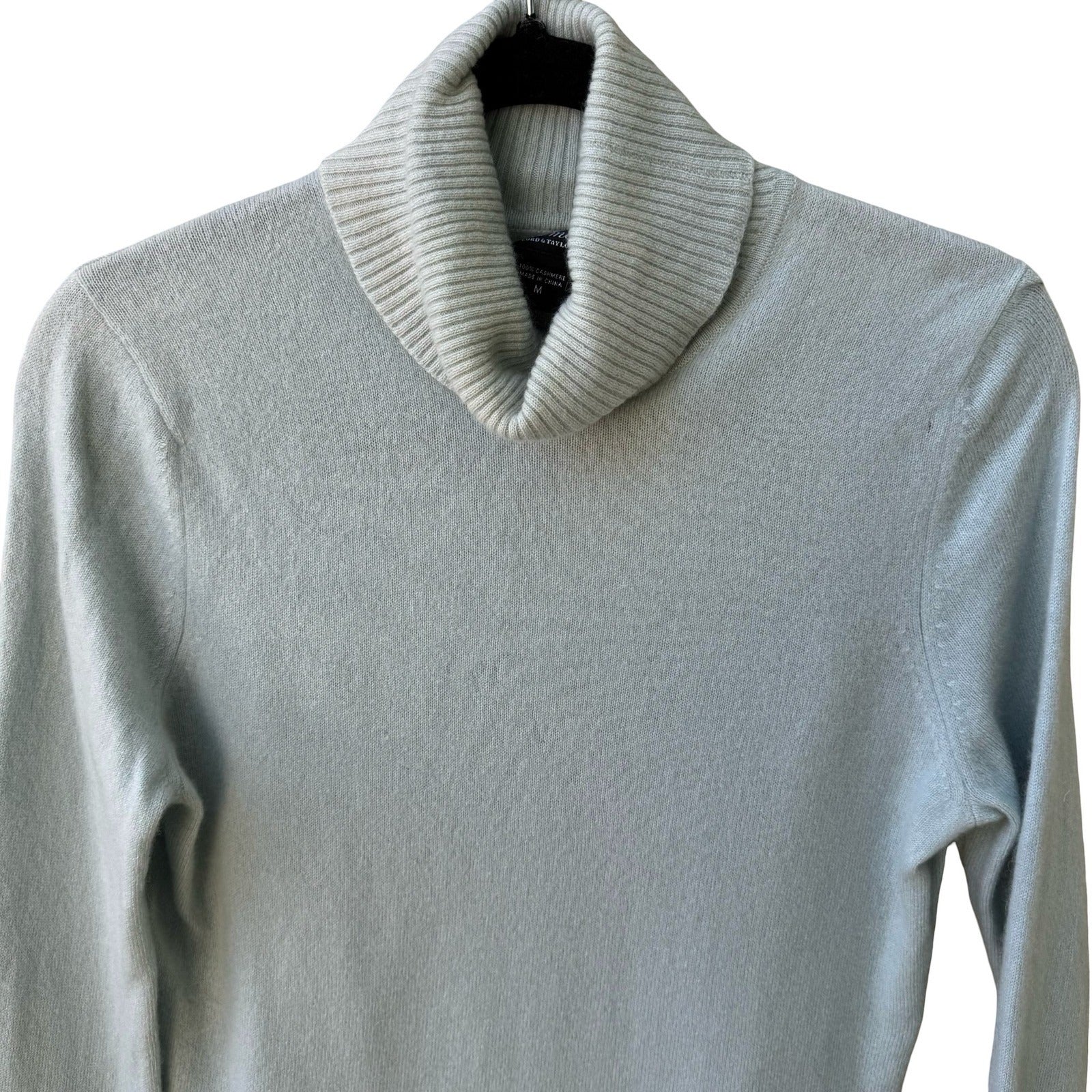 Lord & Taylor 100% Cashmere Quiet Luxury Old Money Turtleneck Sweater Blue M
