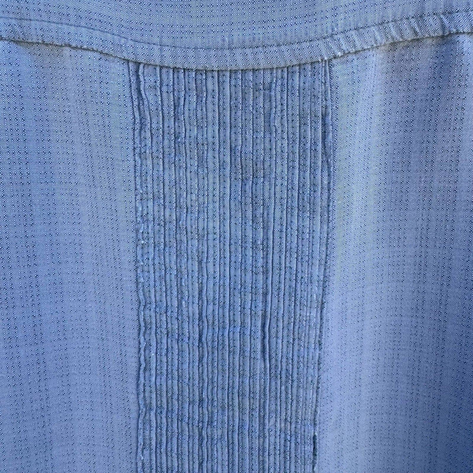 Cubavera Mens L Blue Embroidered Pintuck Guayabera Coastal Camp Shirt Aloha Cuba