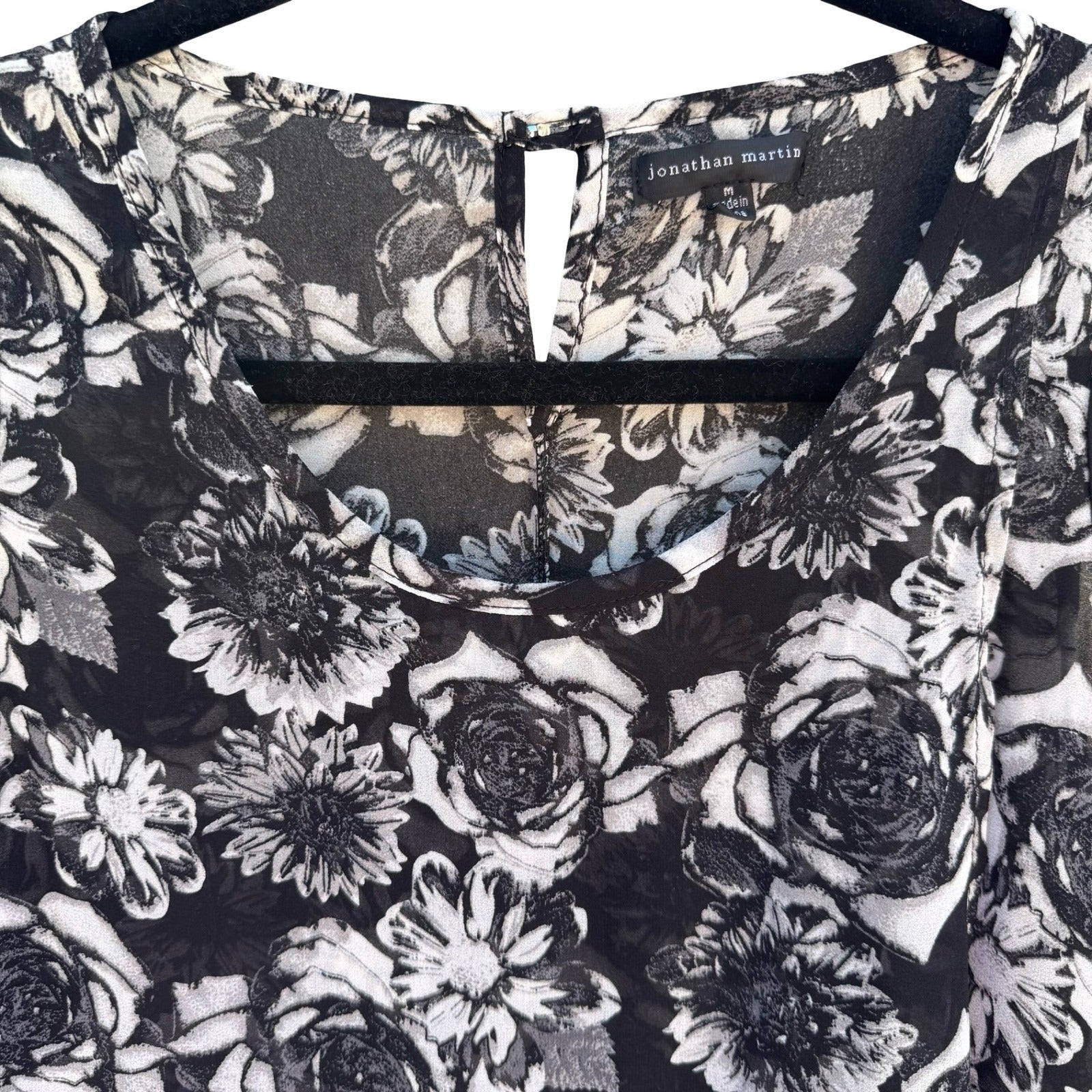 Jonathan Martin Semi Sheer Dark Floral Chiffon Layer Blouse Keyhole Back Black M