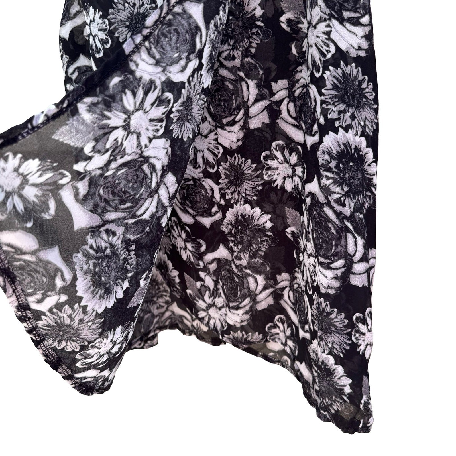 Jonathan Martin Semi Sheer Dark Floral Chiffon Layer Blouse Keyhole Back Black M