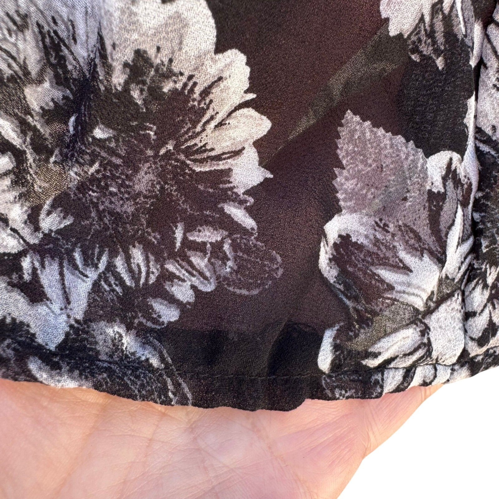 Jonathan Martin Semi Sheer Dark Floral Chiffon Layer Blouse Keyhole Back Black M