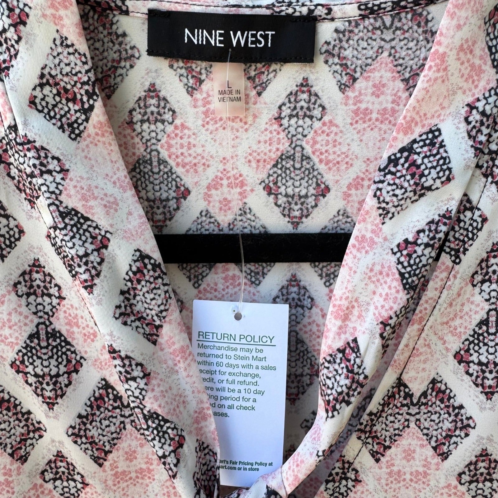 Nine West Feminine Professional Sleeveless Tie Neck Blouse Rosebud Pink L NEW