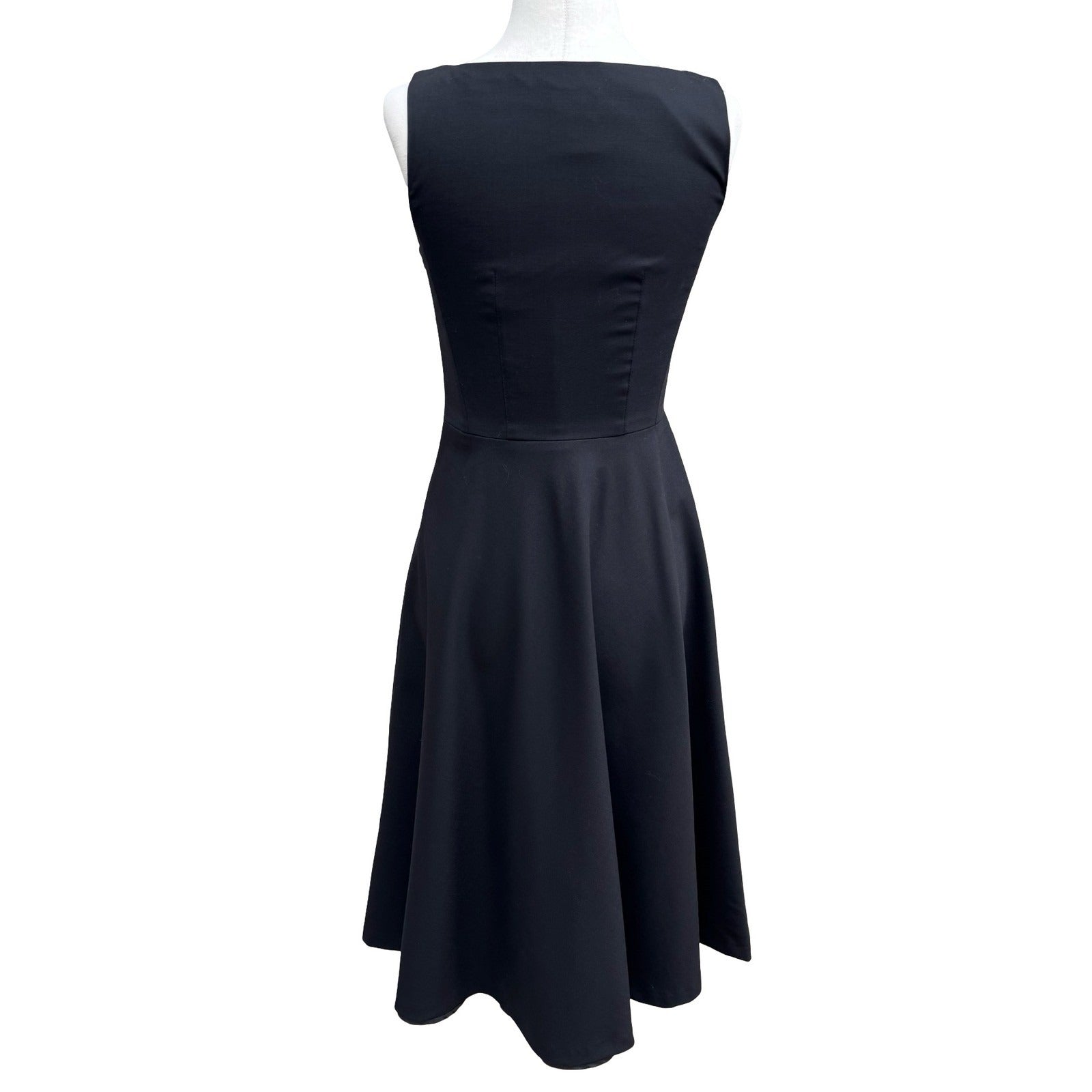 Banana Republic Minimalist Wool Blend Old Money Fit Flare Boat Neck Dress LBD 0