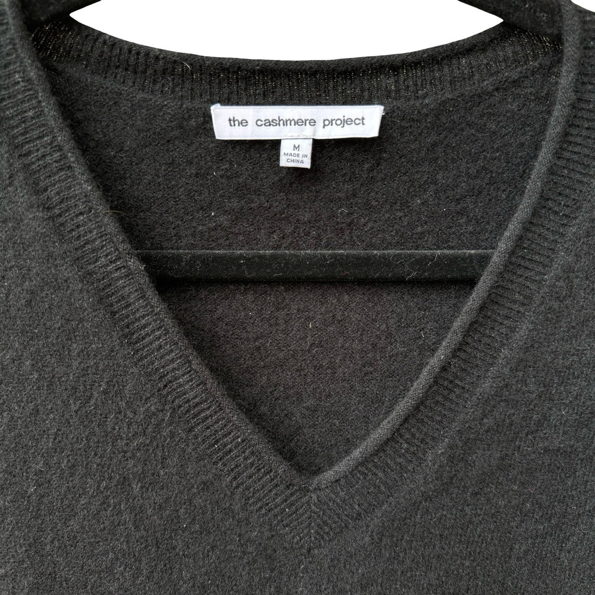 The Cashmere Project 100% Cashmere Quiet Luxury Minimalist Cozy Sweater Black M