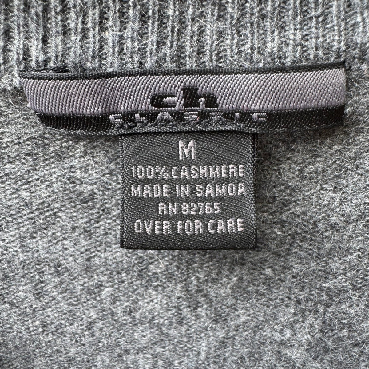 CH Classic 100% Cashmere Quiet Luxury Old Money Preppy Cozy Sweater Mens Gray M