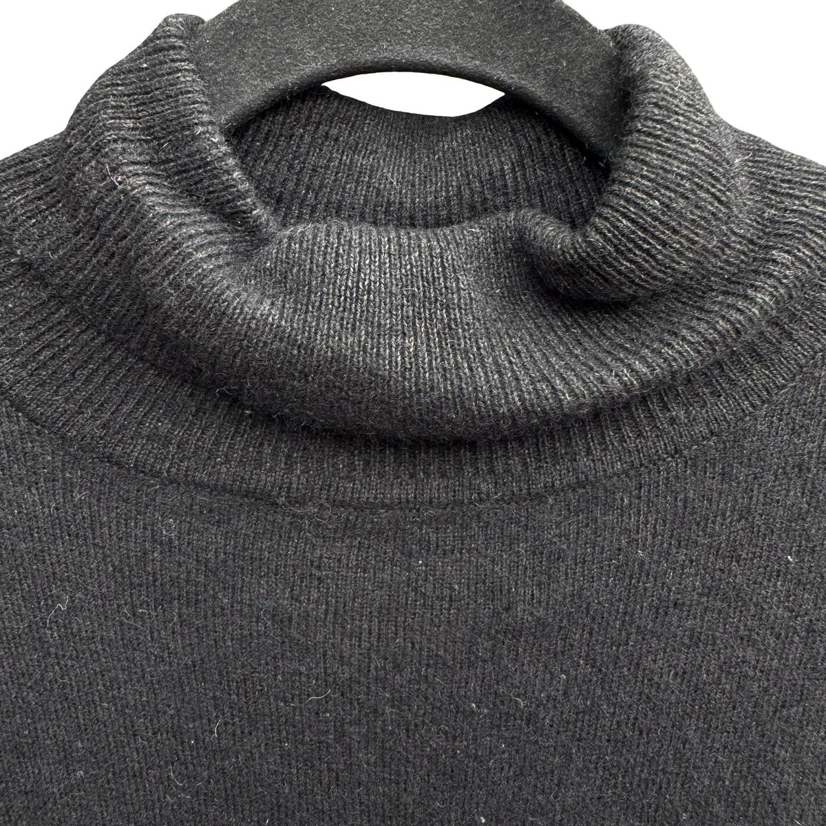 Courtenay Vintage Cashmere Cotton Blend Minimalist Preppy Turtleneck Sweater M
