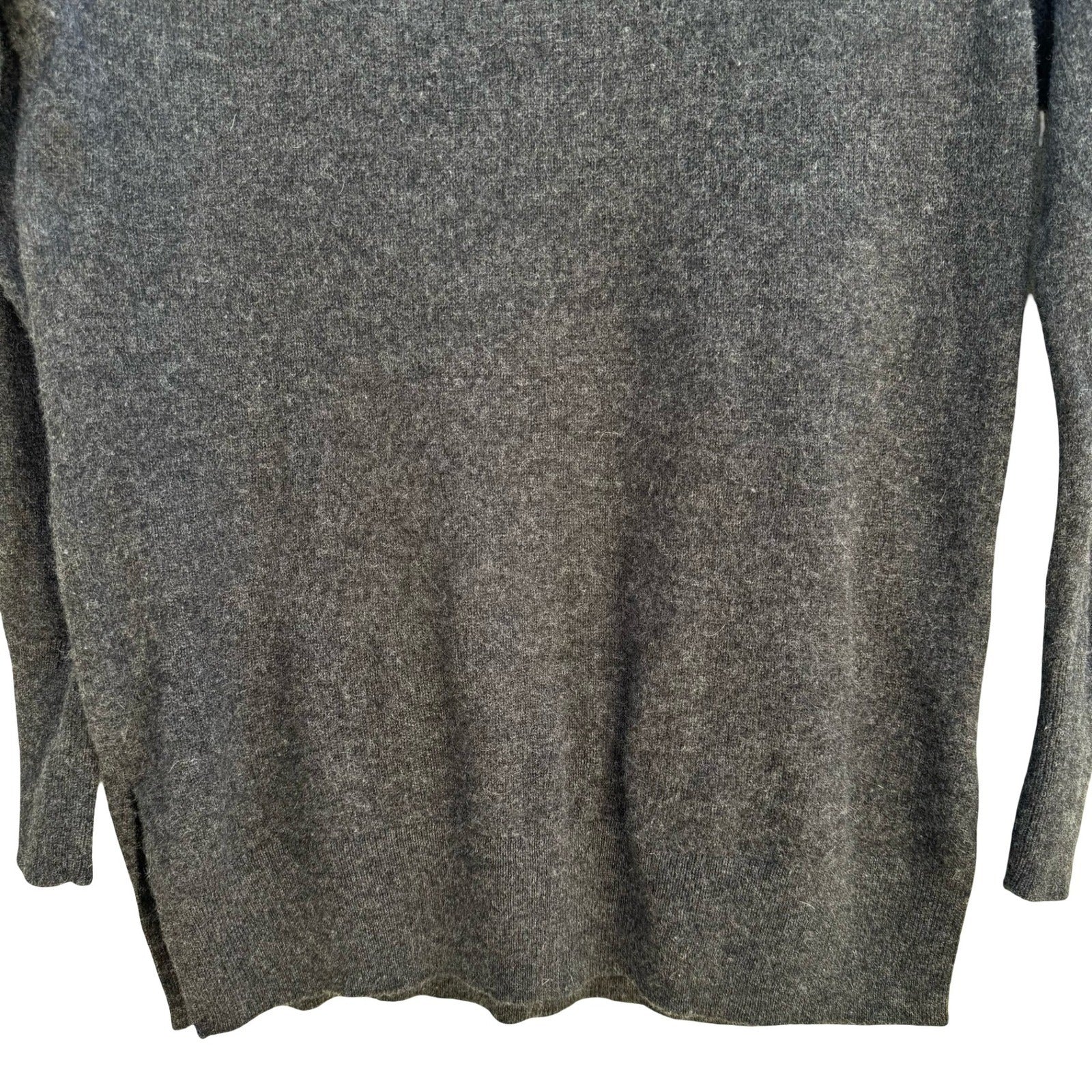 Halogen Cashmere Quiet Luxury Minimalist Preppy Sweater Soft Cozy Gray Womens XS