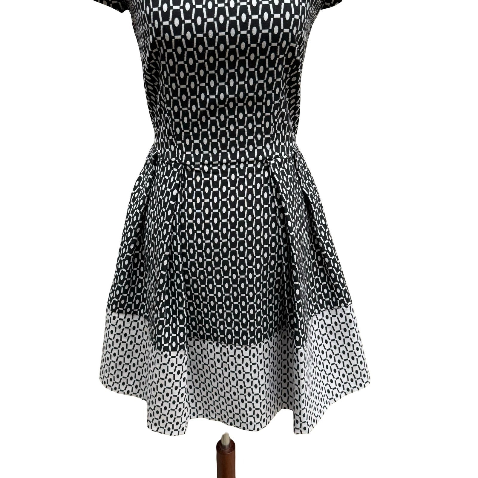 Closet London Mod Preppy Geometric Print Fit Flare Party Cocktail Dress V-Back 8