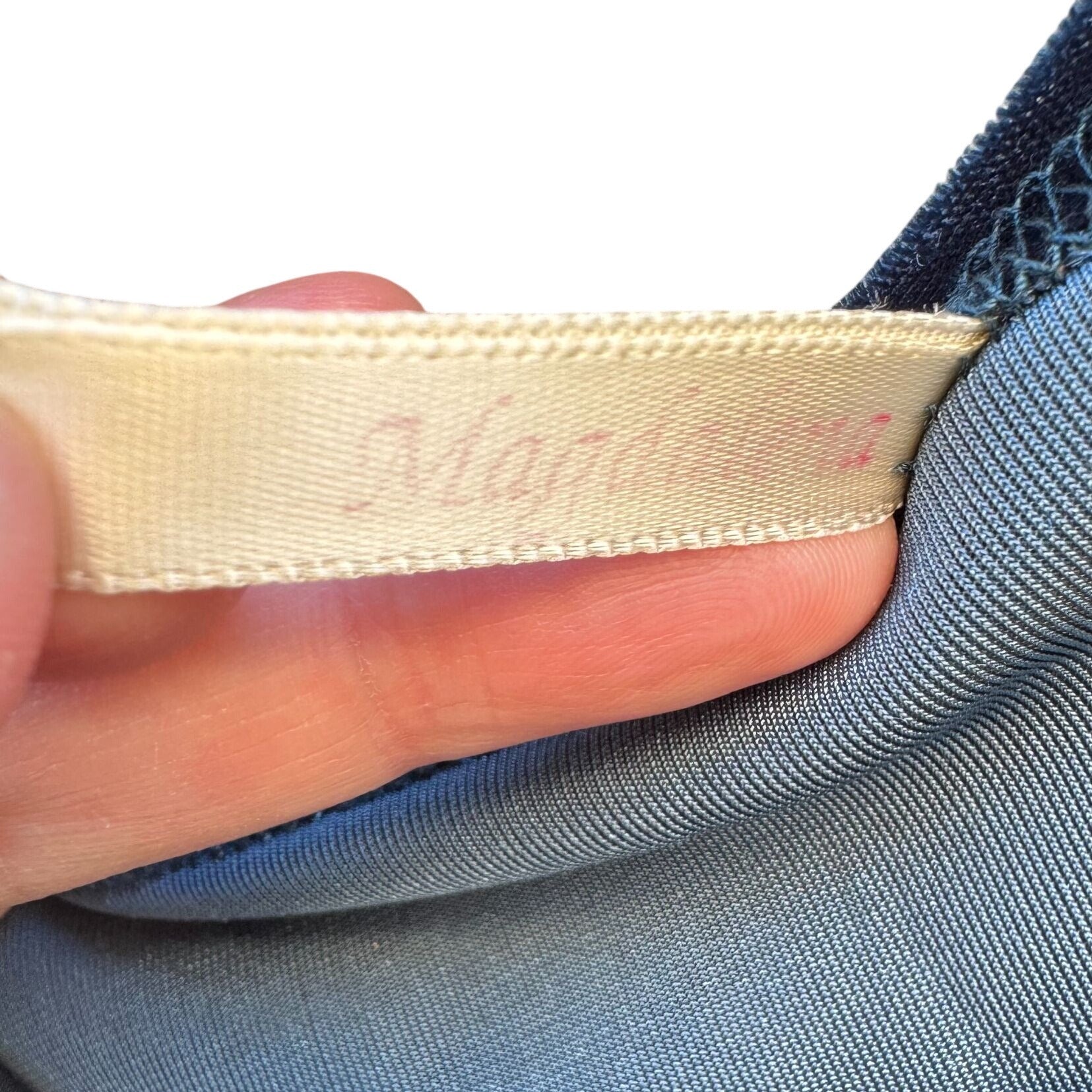 Magdalena Vintage Y2K Velvet Tiered Empire Waist Navy Long Sleeve V-Neck Dress M