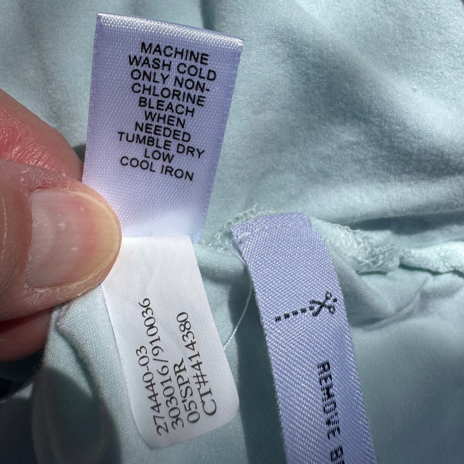 Banana Republic MInimalist V-Neck Layering Mesh Trim Top Womens XL Pastel Blue