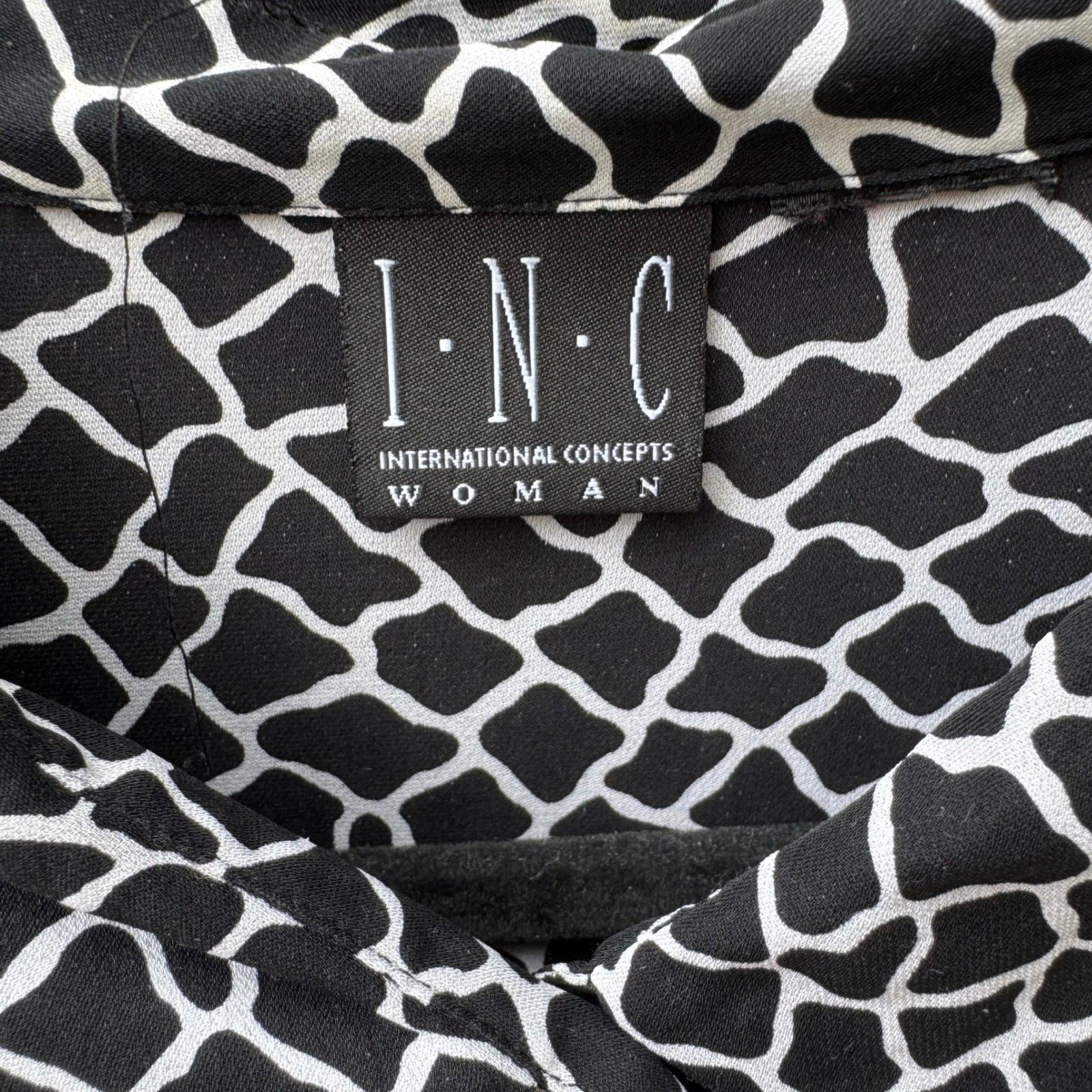 INC International Concept Y2K Mob Wife Giraffe Print Rhinestone Button Blouse 1X