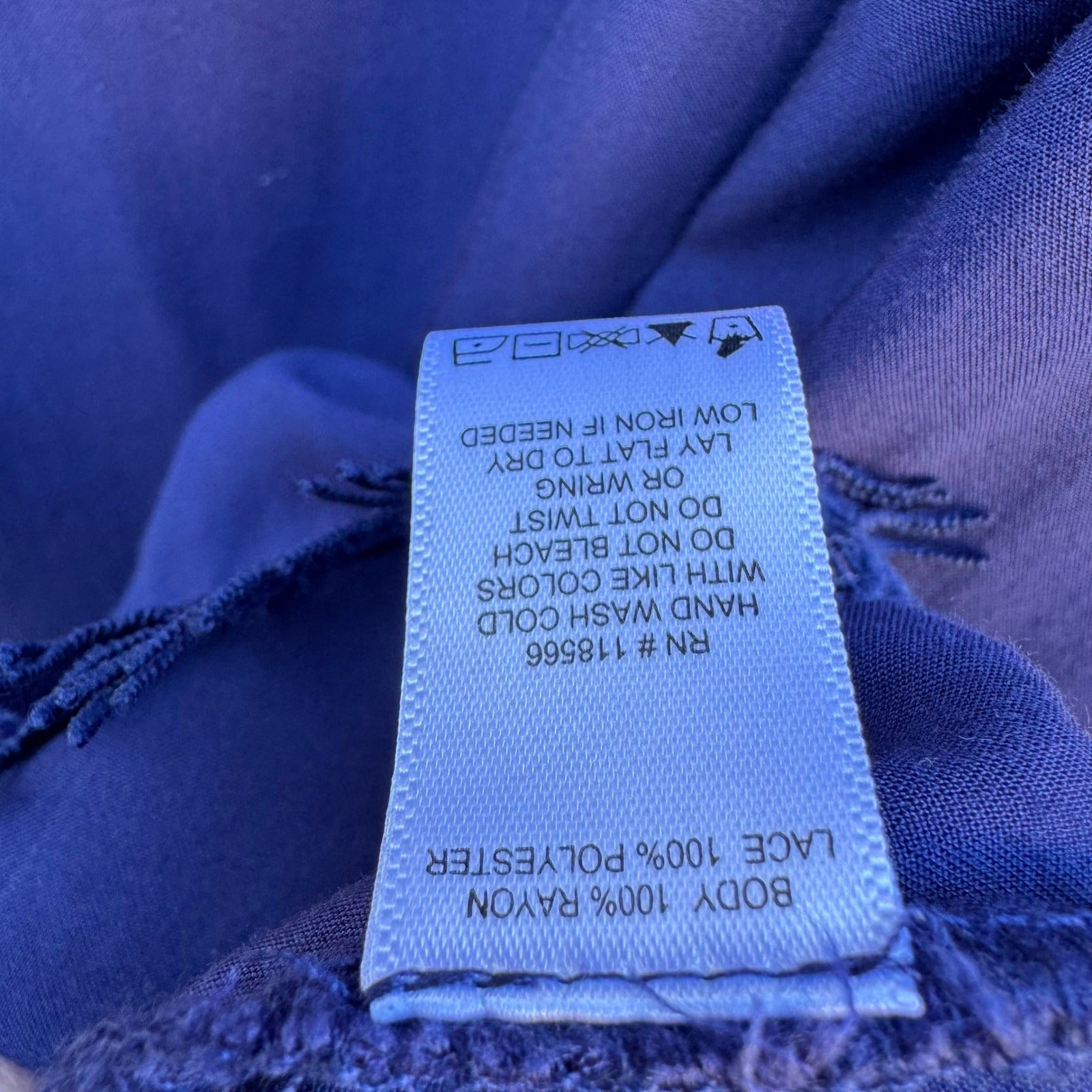 Sheryl Crow Navy Blue Crochet Lace Layered Hem Sleeveless Tank Top Womens Small