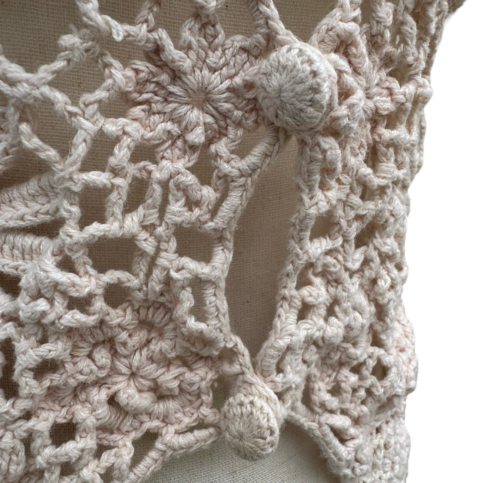 One Step Up Vintage Y2K Tan Crochet Floral Hand Knitted Vest OS Cottage Festival