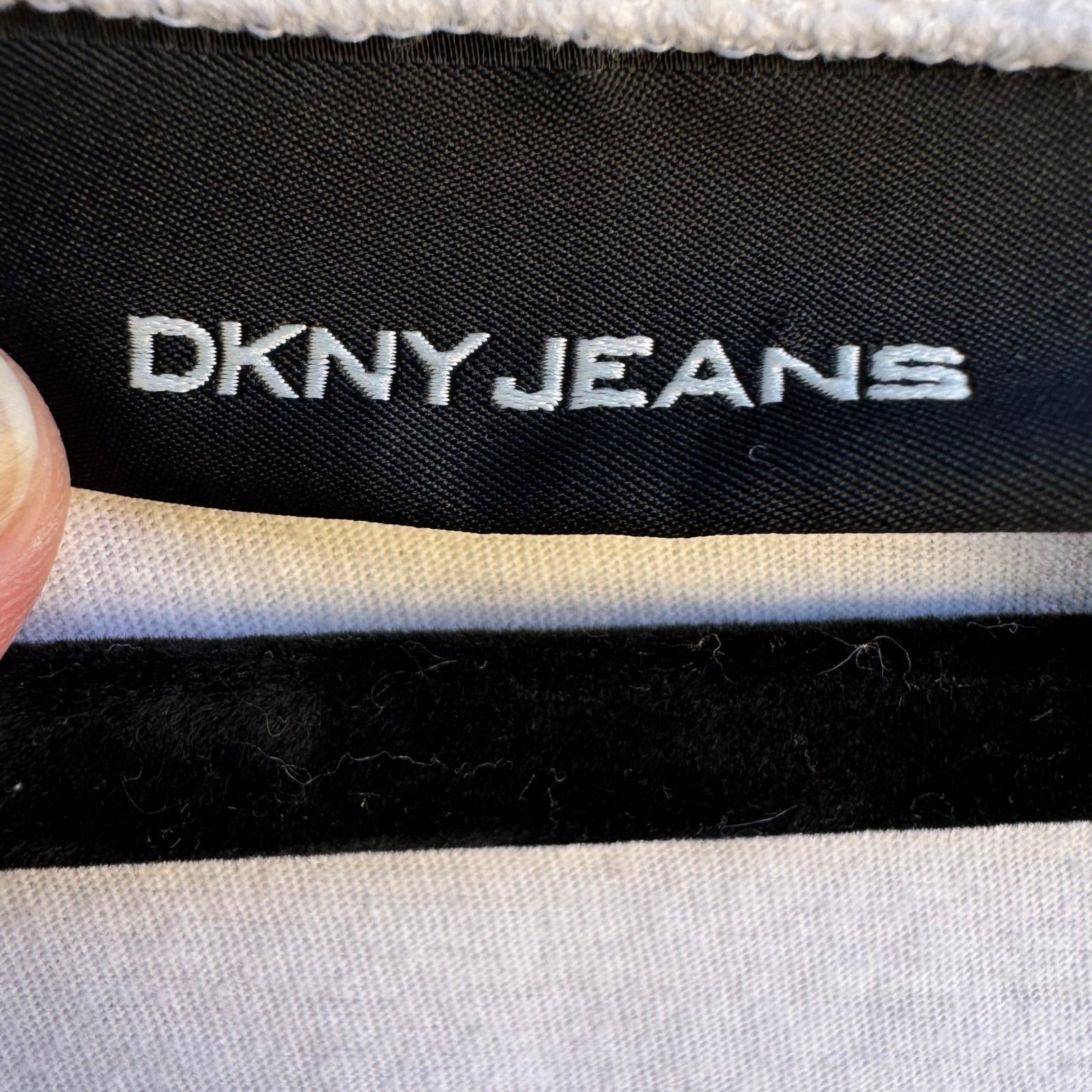 DKNY Jeans Y2K McBling Rhinestone Logo Scoop Neck Graphic Shirt White Womens XL
