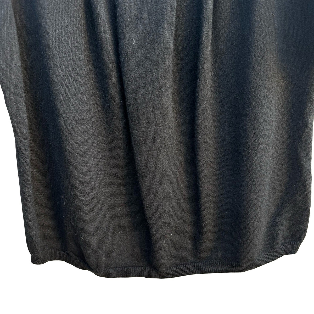 TSE Cashmere Quiet Luxury Minimalist Pleated Mock Neck Knit Sweater Black M