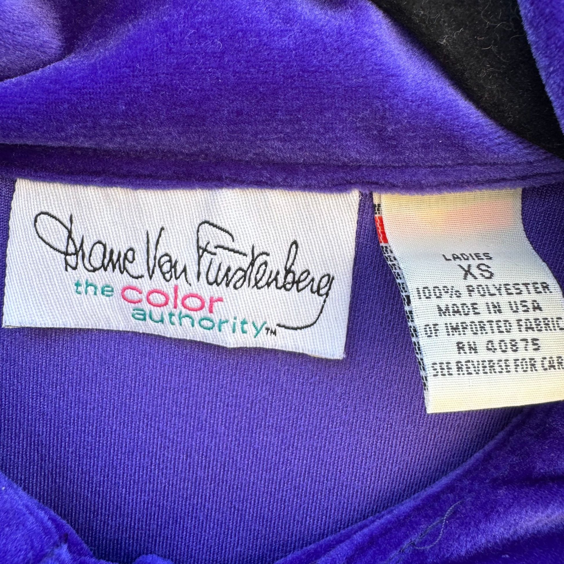 Diane Von Furstenberg Ladies XS Purple Velour Lounge Set Button-Up Top Pants