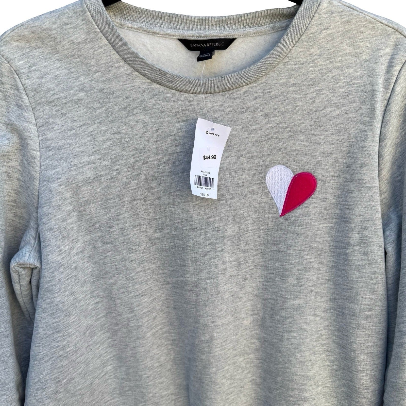 Banana Republic Womens M Heart Patch Crewneck Sweatshirt Heather Gray New Tags