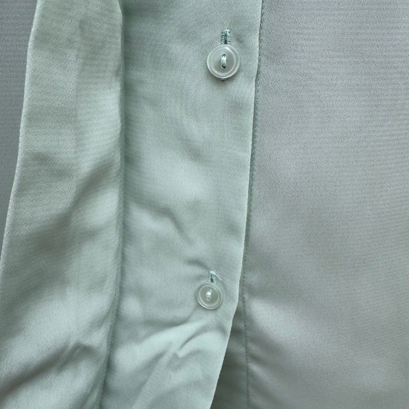 Mario Rosella Pastel Green Pleated Short Sleeve Blouse Collarless Minimalist