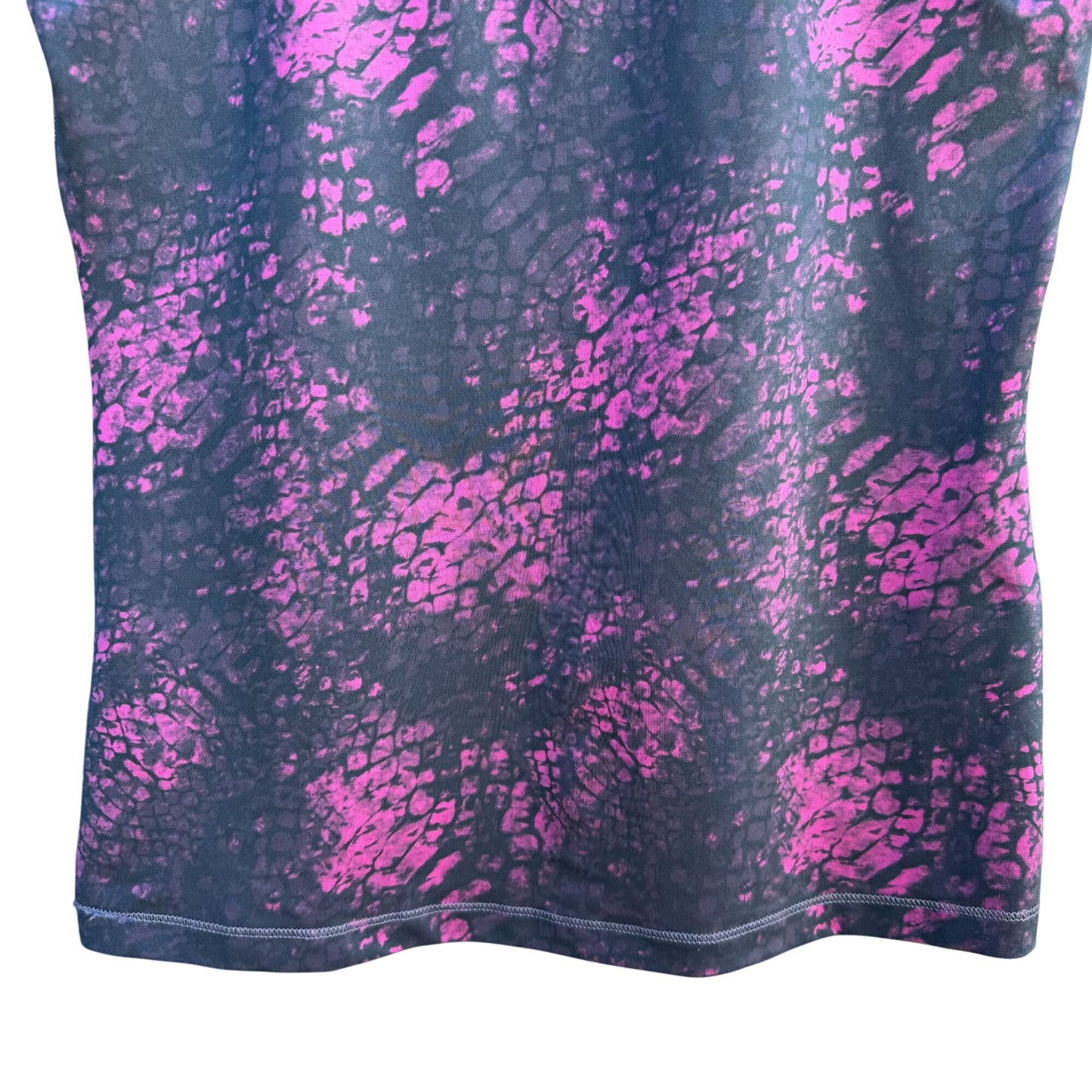 Under Armour Womens Sonic HeatGear Fitted Workout Athletic T-Shirt Pink Black S