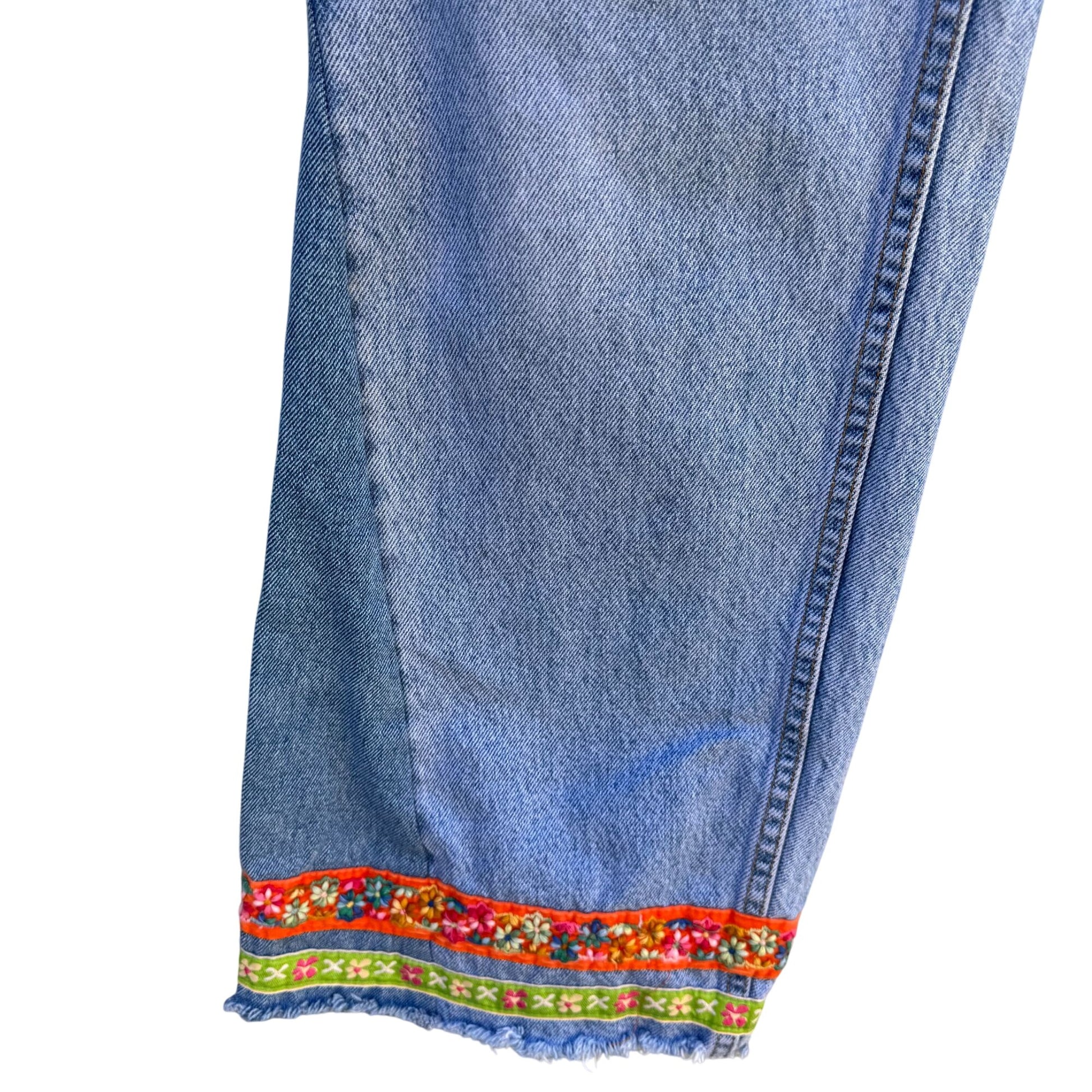 Levis Vintage Womens 550 Orange Tab Flare Wide Leg Embroidered Hem Jeans 30x33