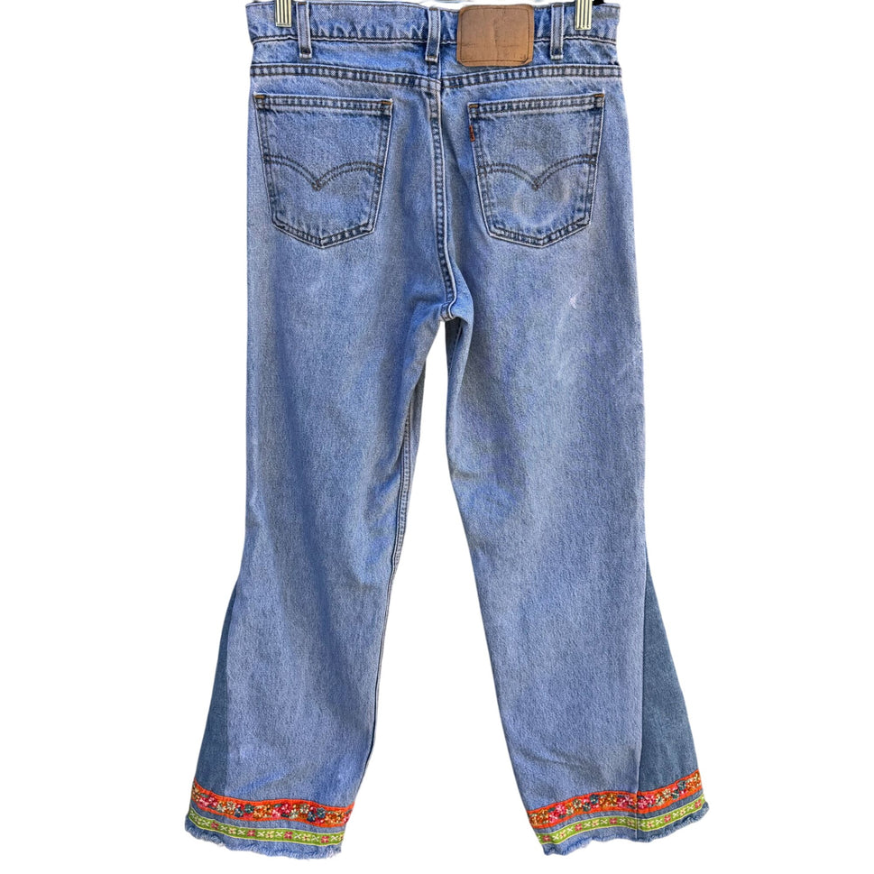 Levis Vintage Womens 550 Orange Tab Flare Wide Leg Embroidered Hem Jeans 30x33