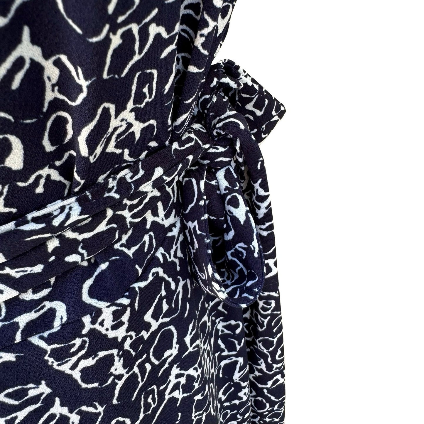 Nicole Miller Preppy Minimalist Abstract Print Faux Wrap Jersey Dress Navy M