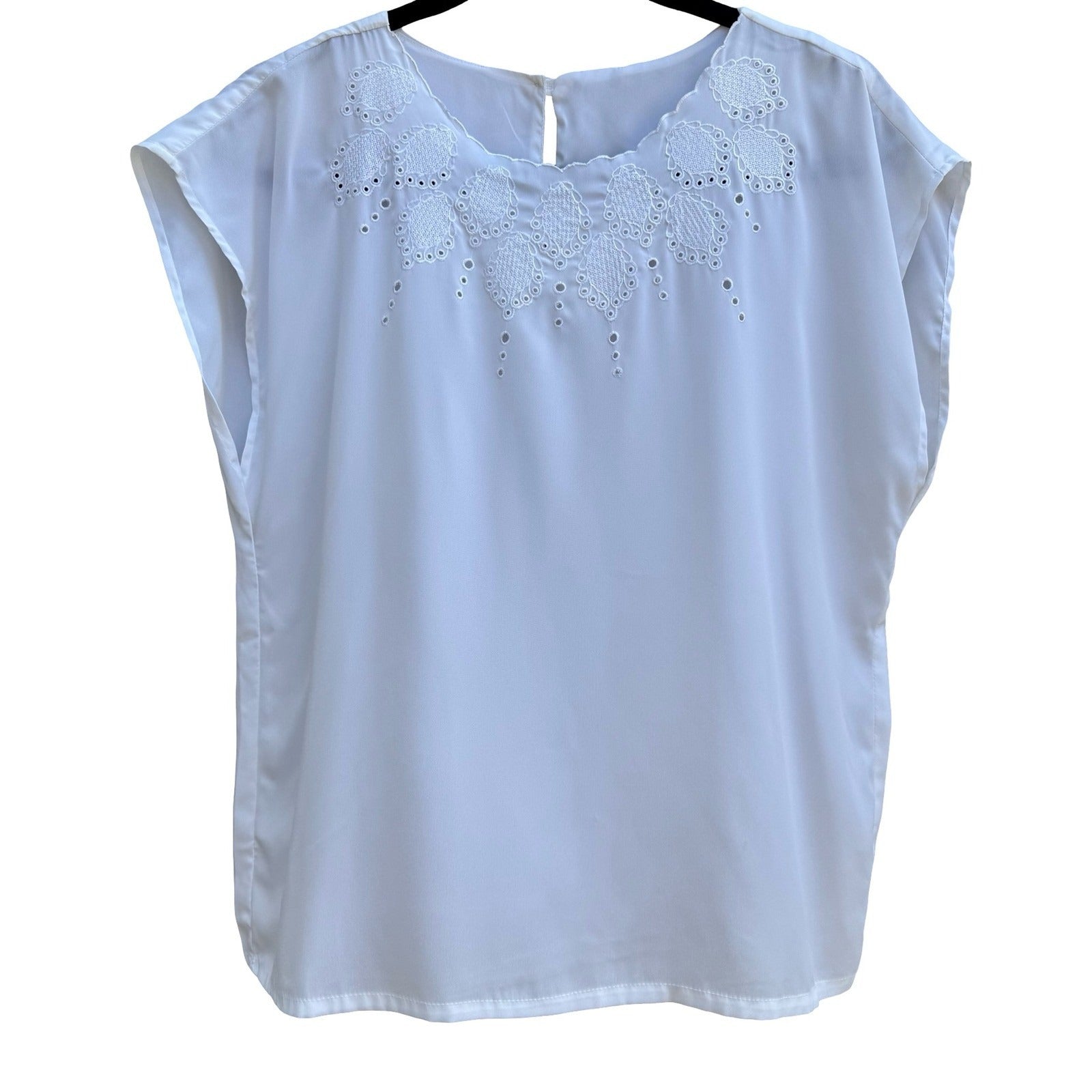 Sentiments Cottagecore Coquette Feminine Eyelet Embroidered Scallop Blouse L