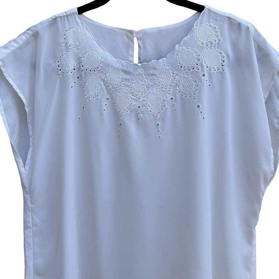 Sentiments Cottagecore Coquette Feminine Eyelet Embroidered Scallop Blouse L