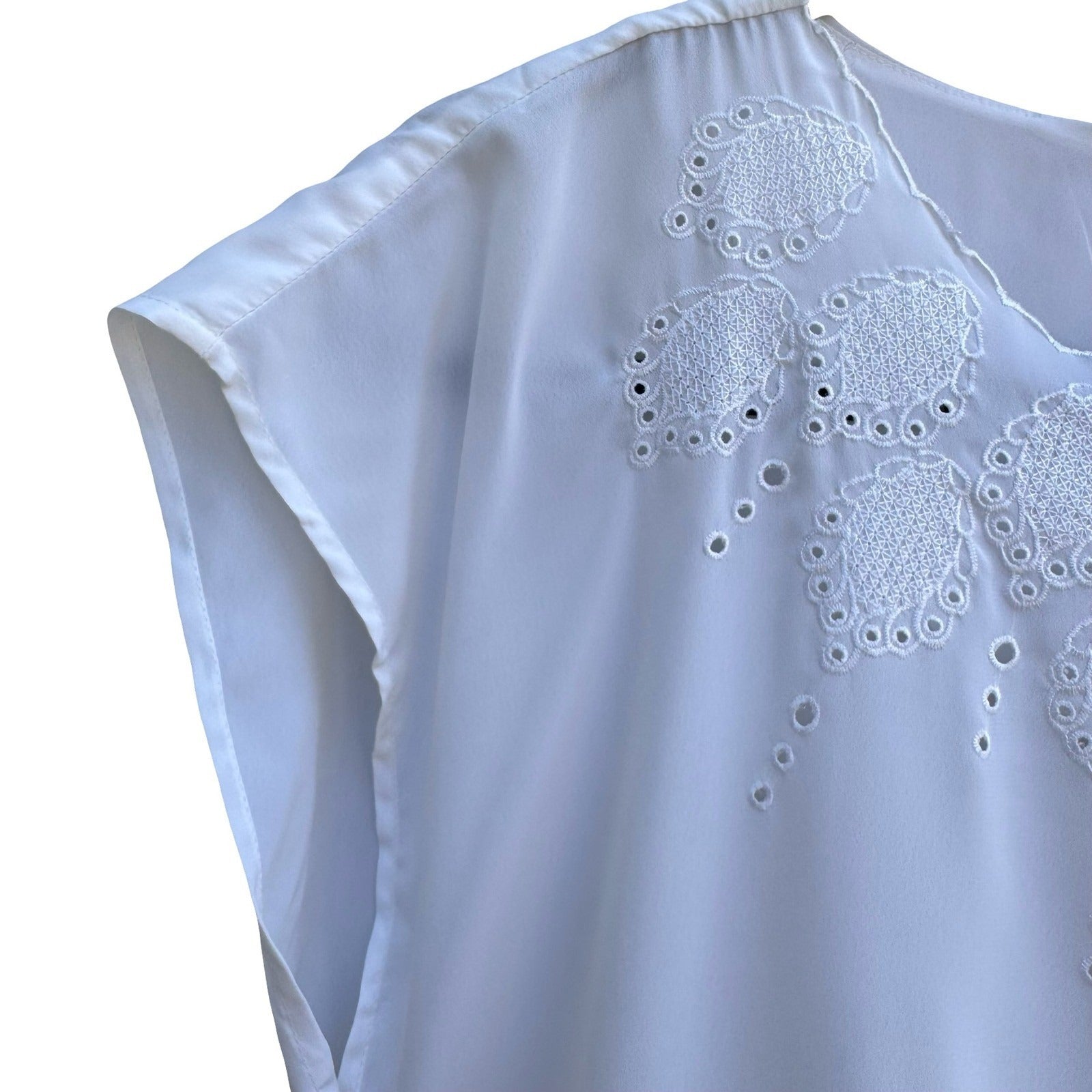 Sentiments Cottagecore Coquette Feminine Eyelet Embroidered Scallop Blouse L