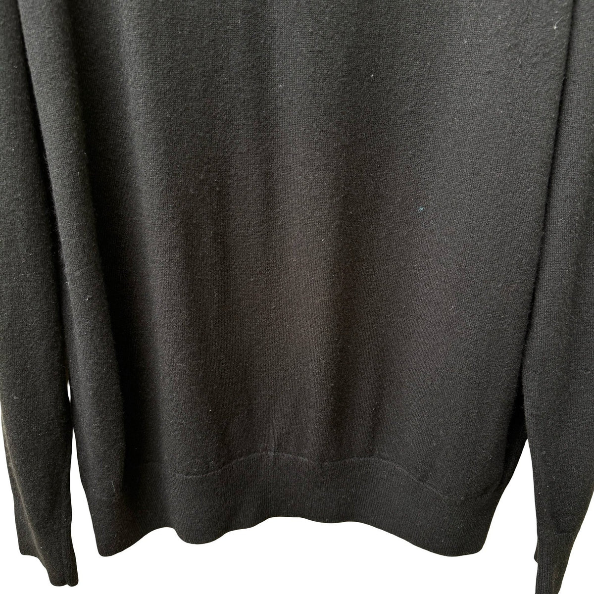 Uniqlo 100% Cashmere Quiet Luxury Minimalist Preppy Old Money Sweater Mens L