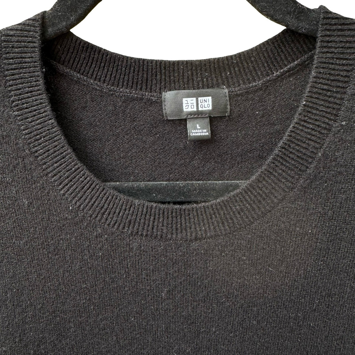 Uniqlo 100% Cashmere Quiet Luxury Minimalist Preppy Old Money Sweater Mens L