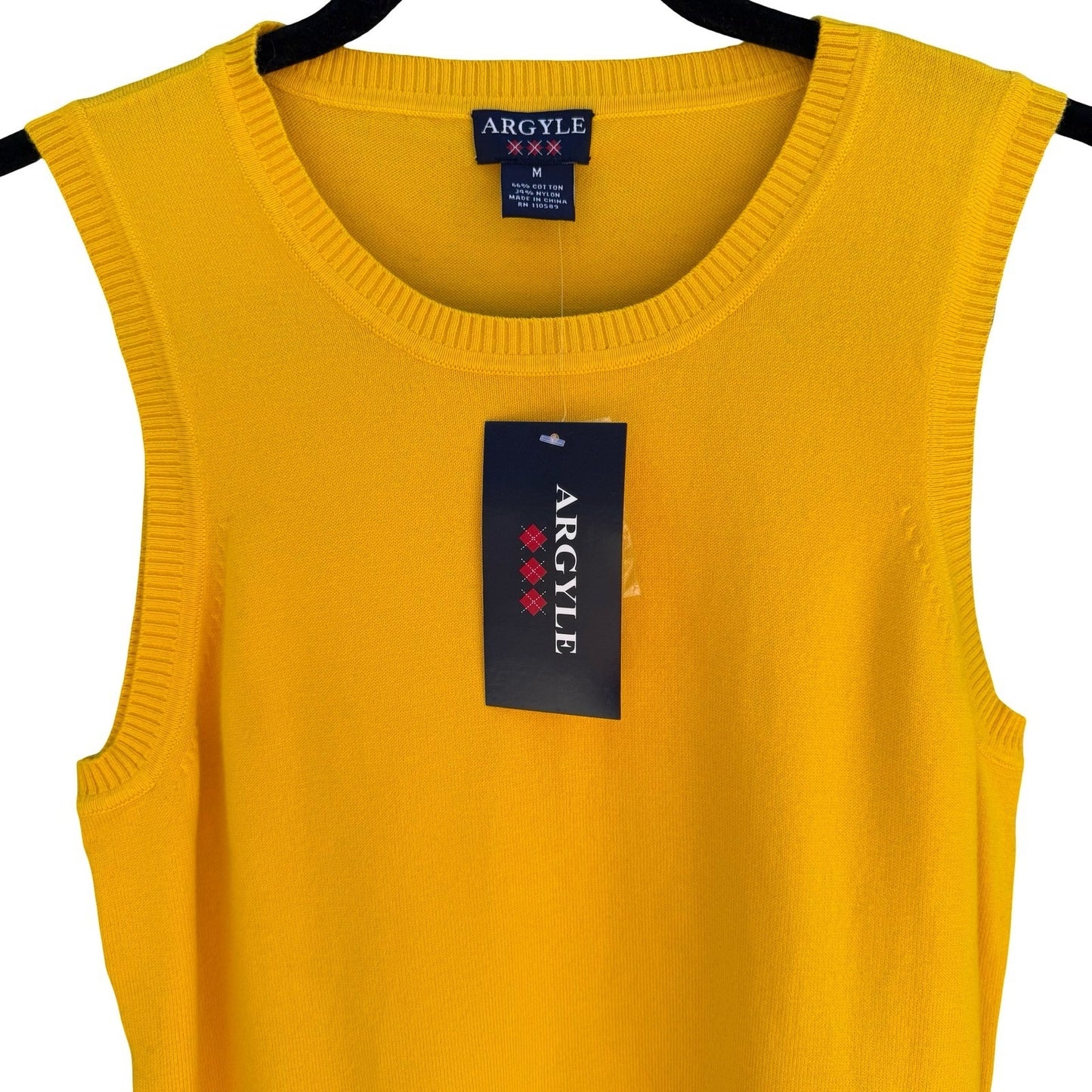 Argyle Womens Yellow Sleeveless Sweater Vest Crew Neck Side Buttons Medium NEW