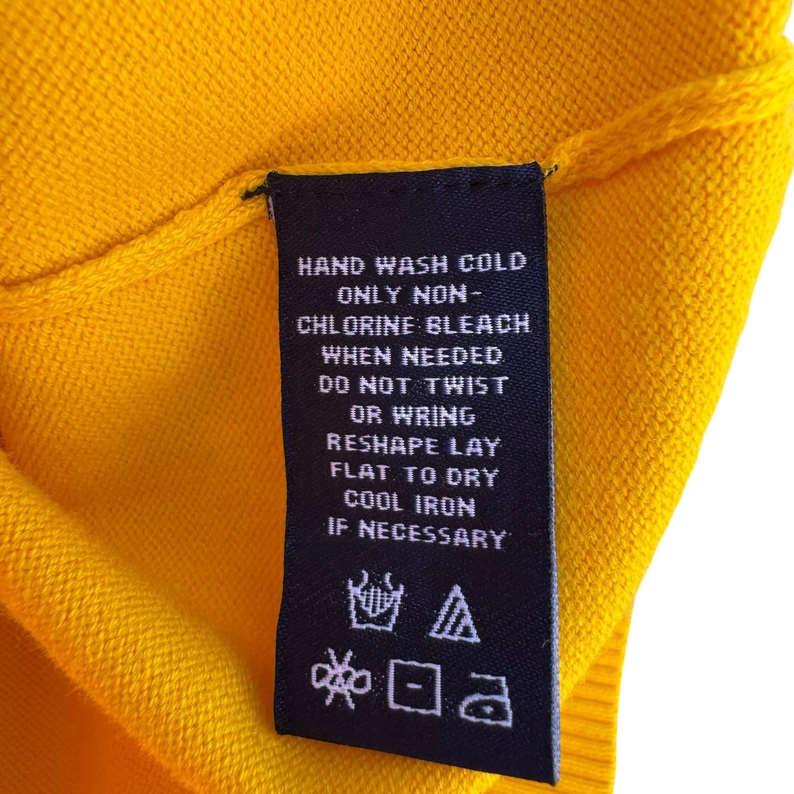 Argyle Womens Yellow Sleeveless Sweater Vest Crew Neck Side Buttons Medium NEW