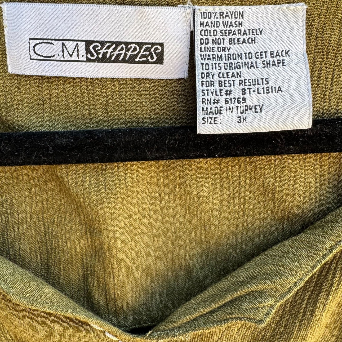 C.M. Shapes Vintage Womens Olive Green 2-Piece Embroidered Shirt Skirt Set 3X