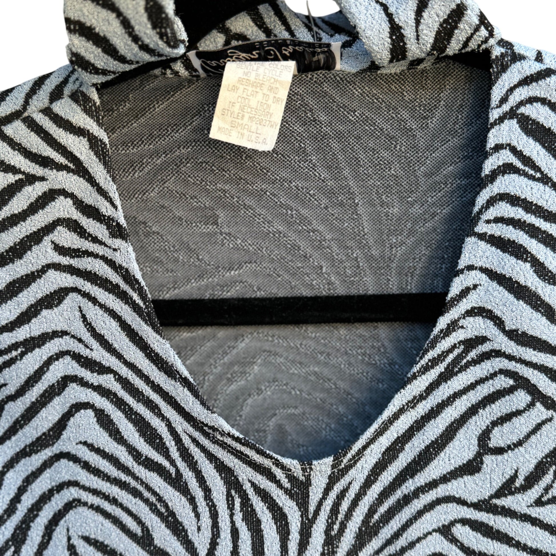 Carolyn Strauss Collection Blue Zebra Print V Neck Tie Scarf Collar Blouse New S