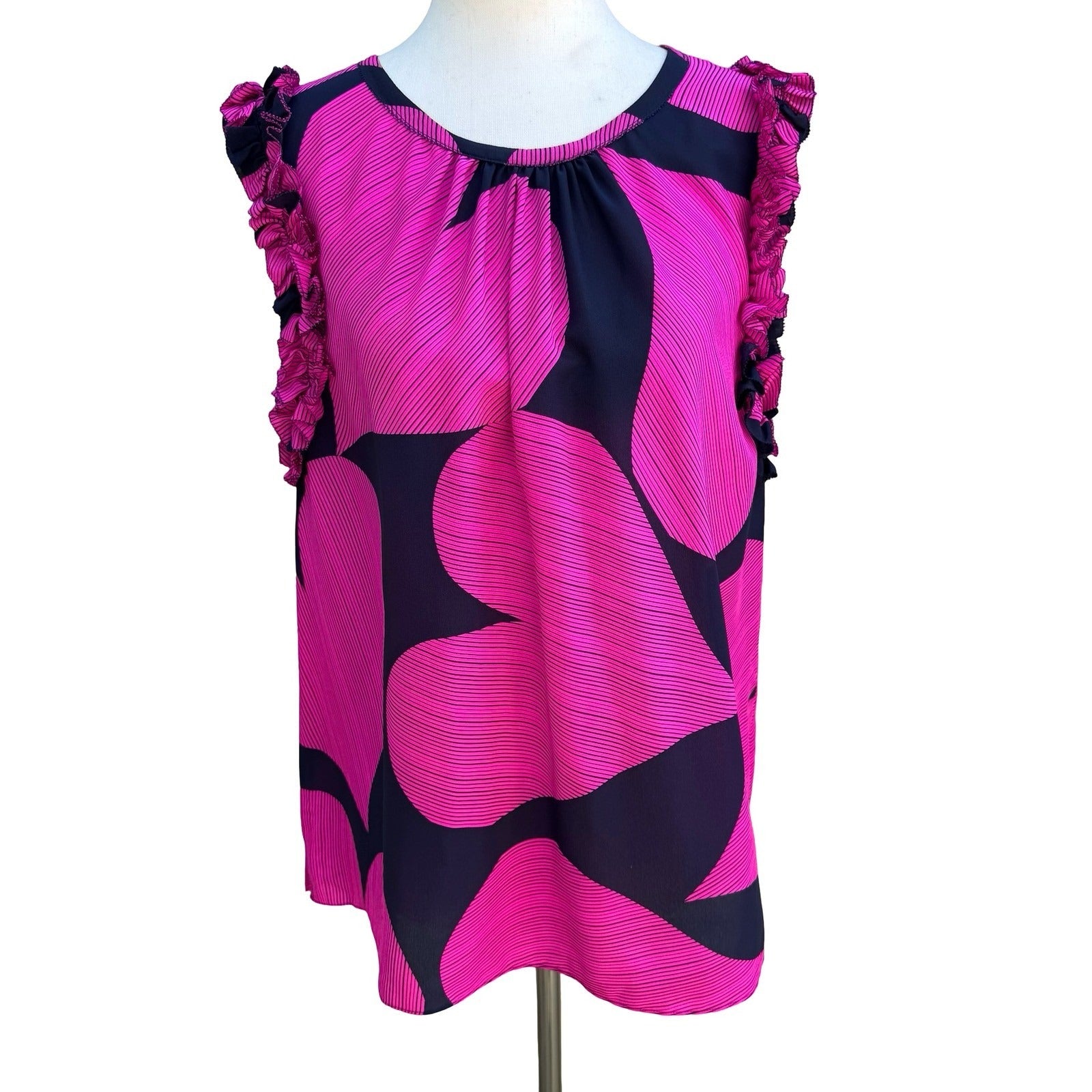 Trina Turk Silk Romantic Heart Stripe Ruffle Feminine Sleeveless Pink Blouse L