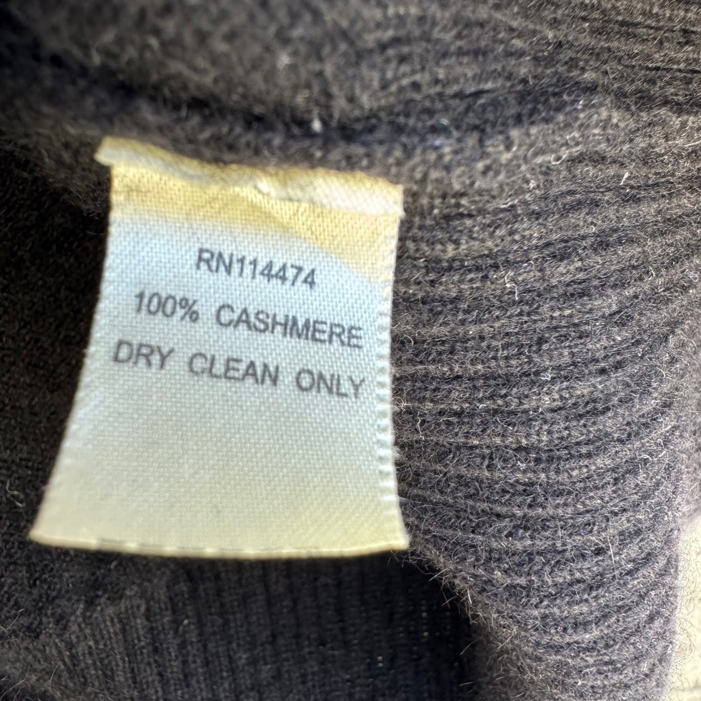 Future Paradise Cashmere Old Money Black Sweater Vest Sleeveless S Quiet Luxury