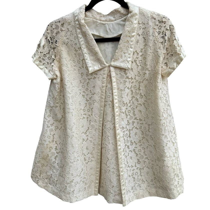 Chas L Lewis Hollywood Vintage Cream Floral Lace Satin Trim Pearl Button Blouse