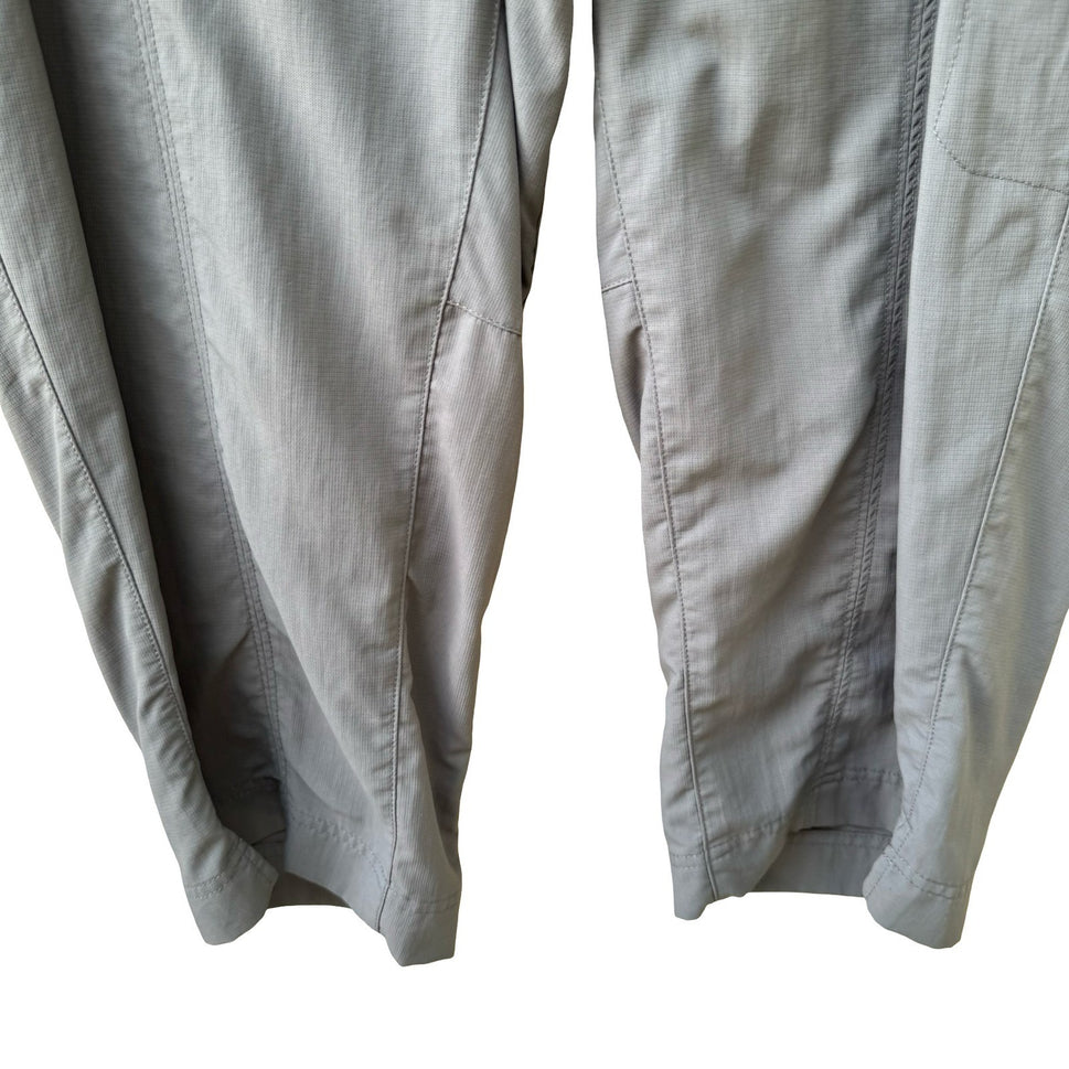 Columbia Outdoor Activewear Cargo Hiking Gorpcore Capri Pants Gray Womens 8